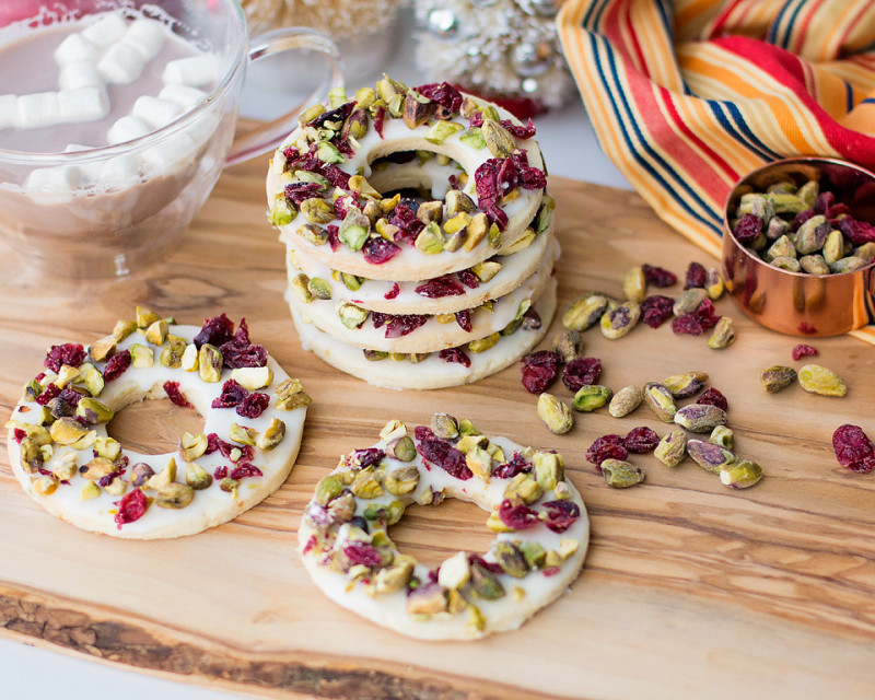 Cranberry Lemon Pistachio Cookies xoxoBella