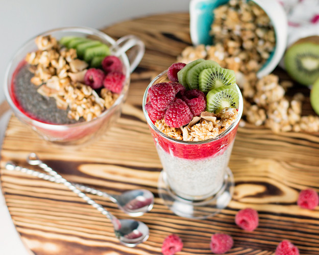 Raspberry Pineapple Chia Pudding xoxoBella