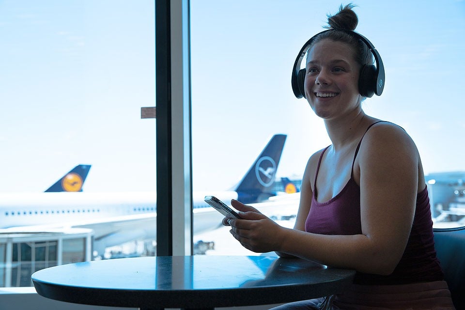 Blogger Bella Bucchiotti of xoxoBella.com shares about how Audible is perfect for travel and it fits her on the go lifestyle. Perfect for the book lover!