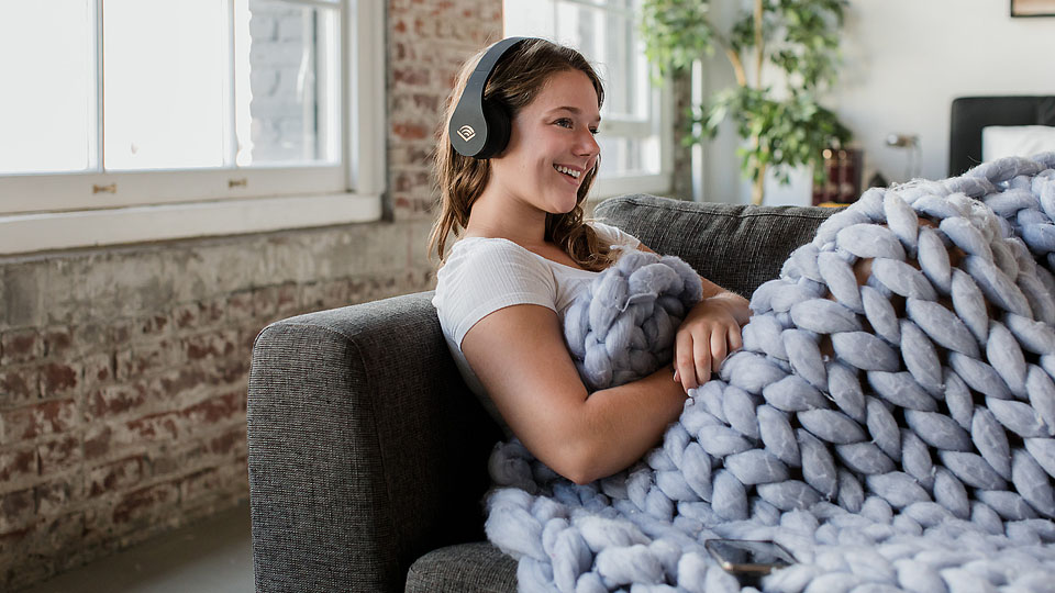 Blogger Bella Bucchiotti of xoxoBella.com shares the 8 reasons why you should love audiobooks from Audible! Perfect for the book lover!
