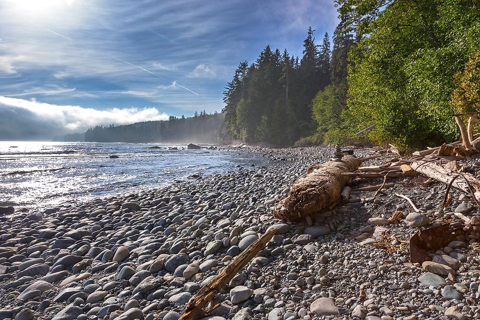 Travel blogger, Bella Bucchiotti of xoxoBella, shares about her weekend in Sooke British Columbia on Vancouver Island. Visit Mystic Beach, Sooke Potholes, Juan de Fuca Trail, Sombrio Beach and more. 