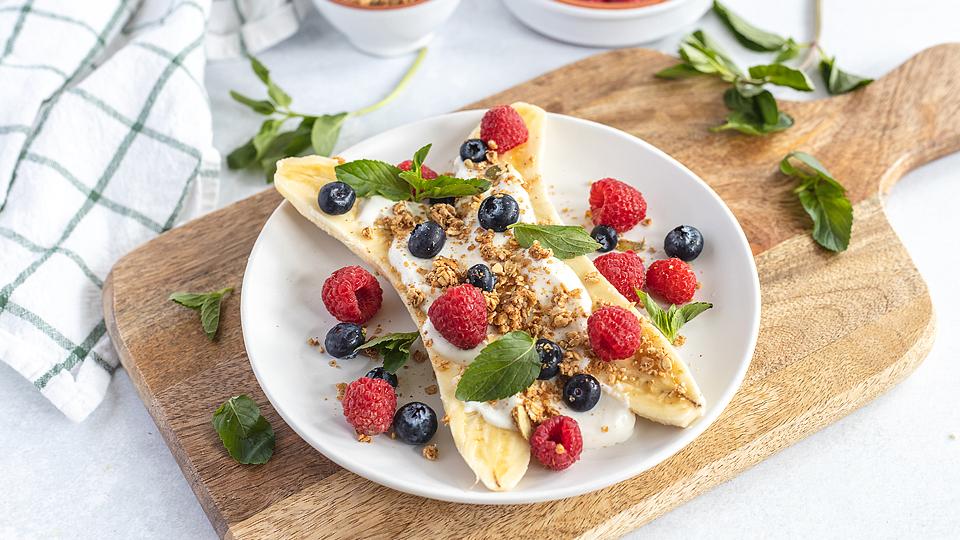 Healthy Breakfast Banana Split with Berries | by XOXO Bella