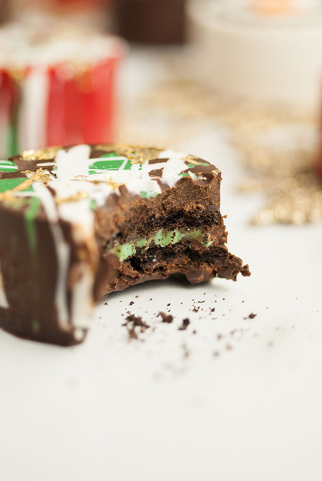 Festive Chocolate Covered Oreo Christmas Cookies - xoxoBella