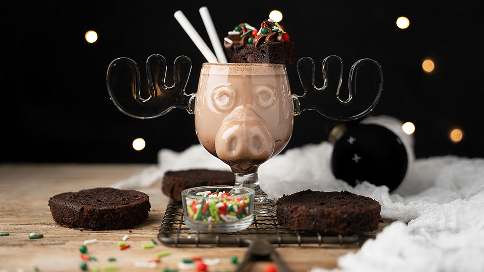 Christmas Chocolate Cake Martini Cocktail xoxoBella