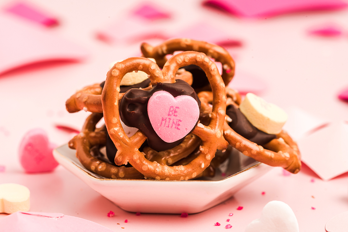 Valentine's Day pretzels on a pink background. Valentine pretzels.