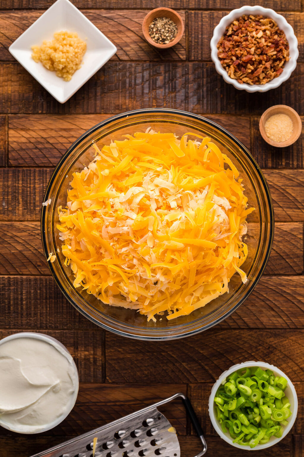 Smoked Gouda Bacon Cheddar Cheese Dip for Pretzels xoxoBella