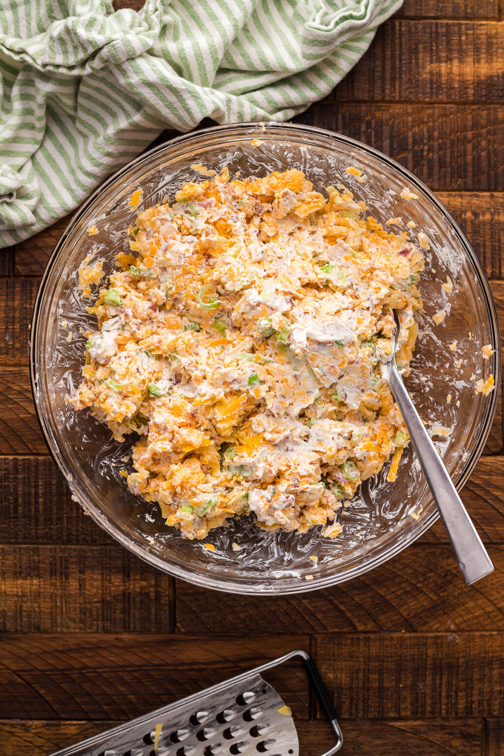 Smoked Gouda Bacon Cheddar Cheese Dip for Pretzels xoxoBella