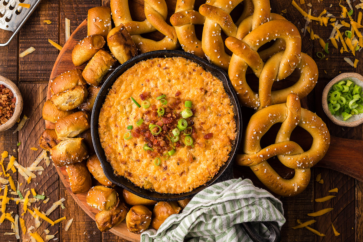 Smoked Gouda Bacon Cheddar Cheese Dip for Pretzels xoxoBella