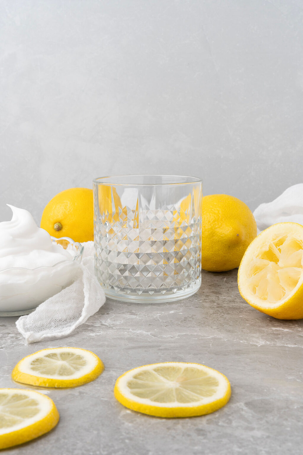 Rumchata Limón Boozy Whipped Lemonade xoxoBella