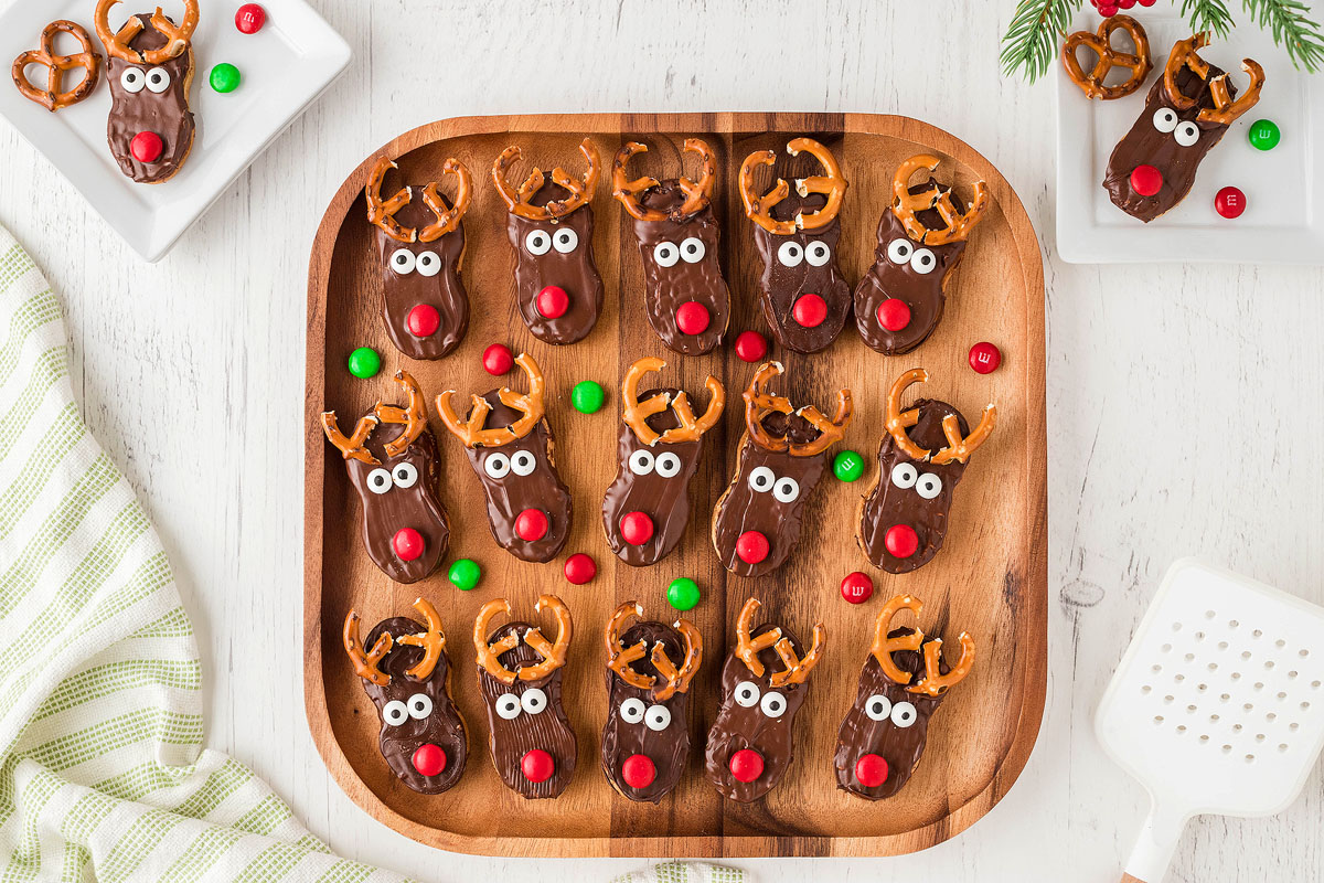 Nutter Butter Reindeer Cookies xoxoBella