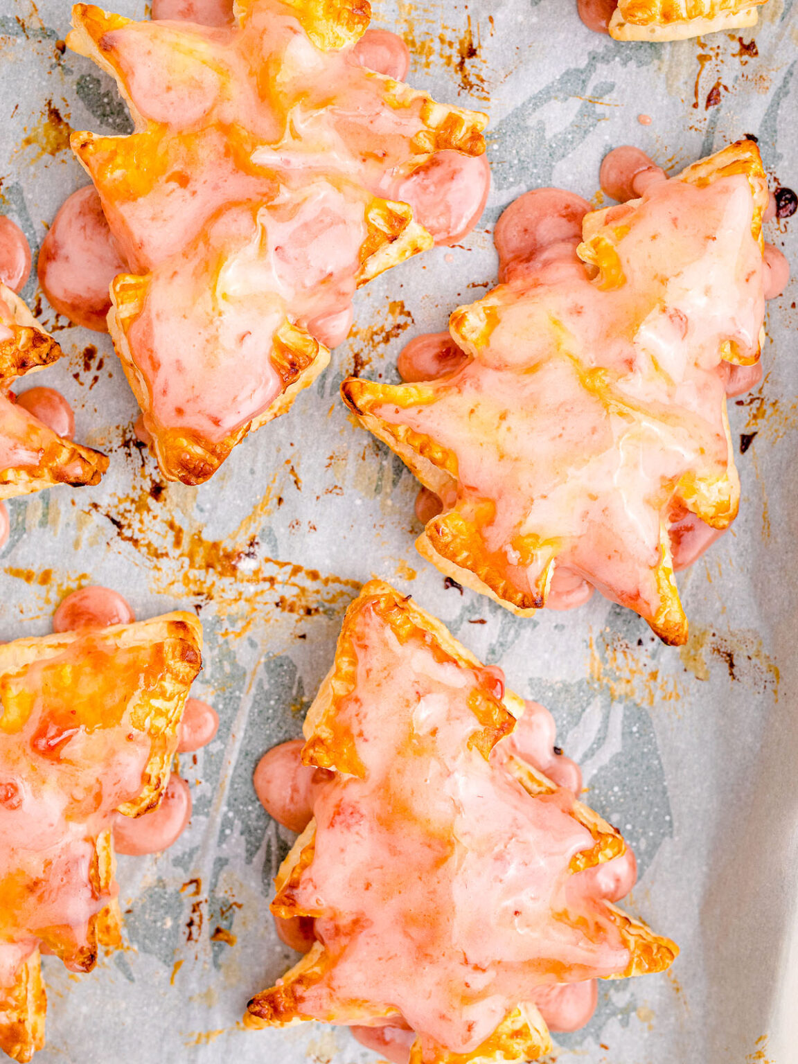 Homemade Christmas Tree Pop Tarts xoxoBella