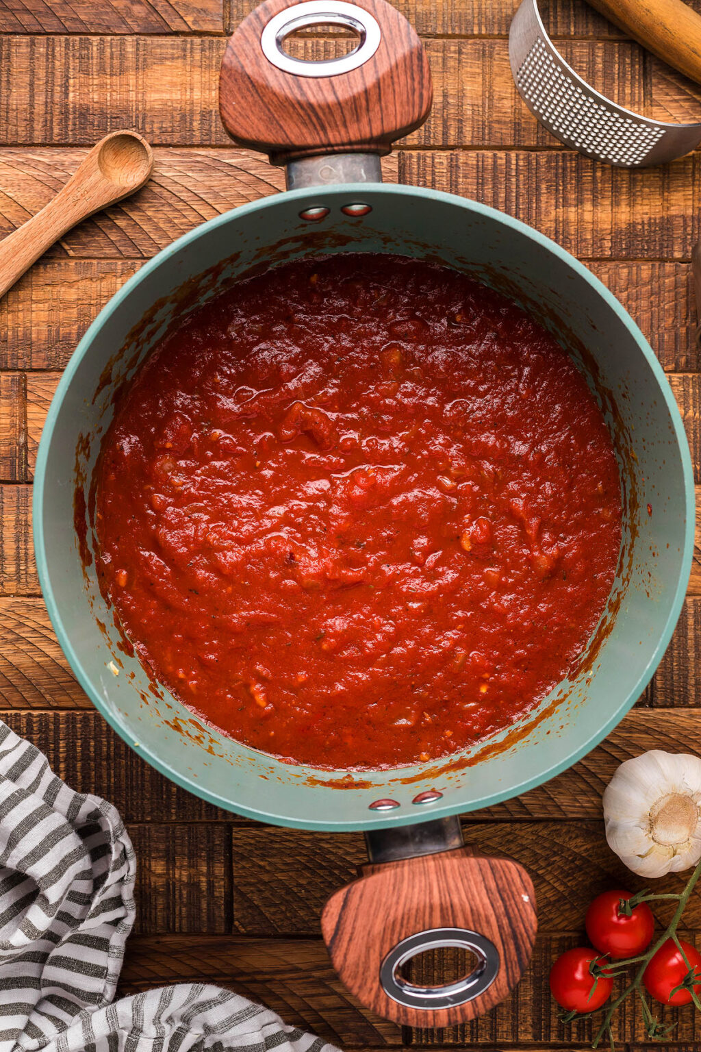 Italian Garlic Marinara Sauce xoxoBella