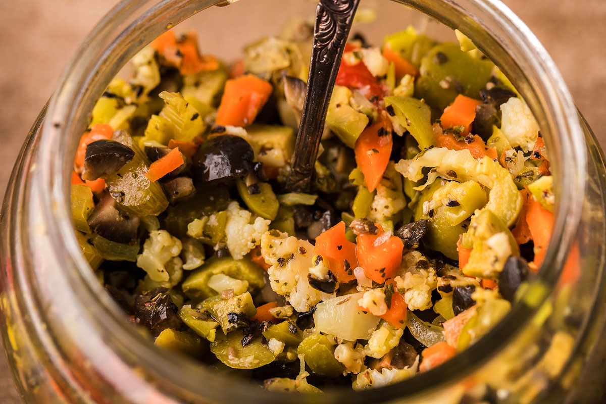 Olive Salad Muffaletta Spread xoxoBella