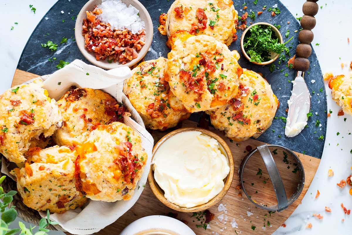 Cheddar scones on a plate.