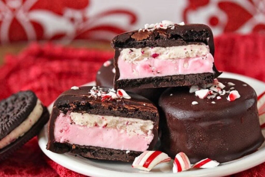 A pile of oreo ice cream bon bons.