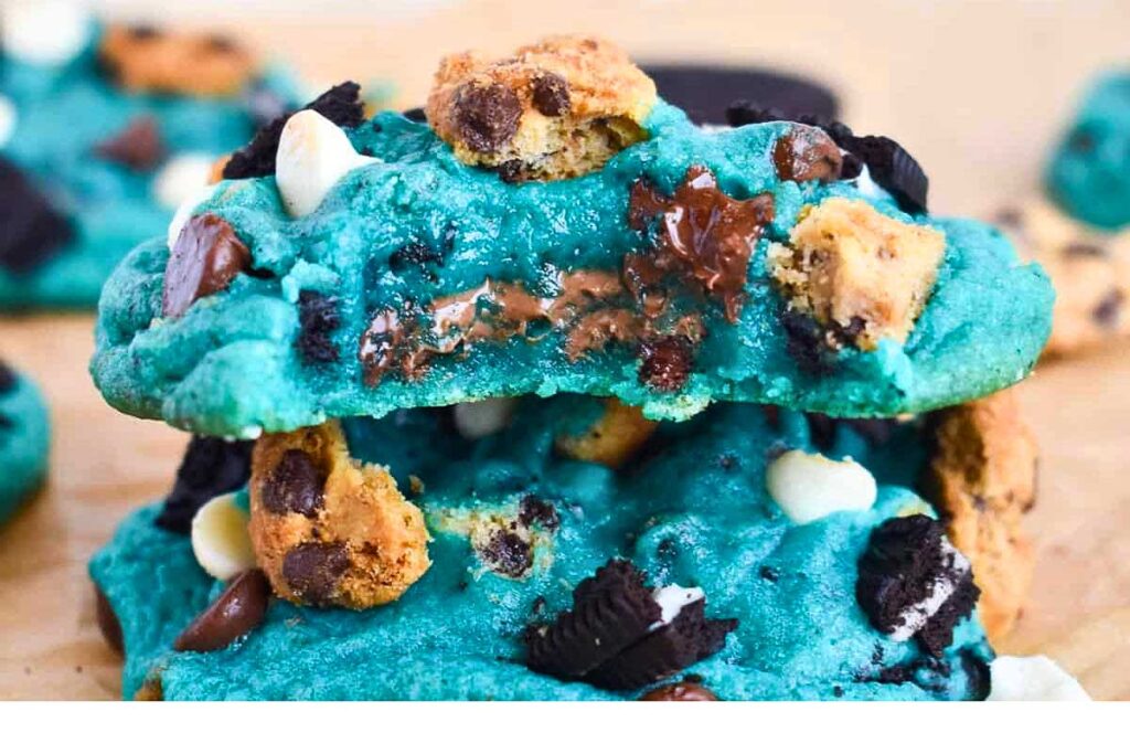 Colourful oreo cookies with blue oreos and chocolate chips.