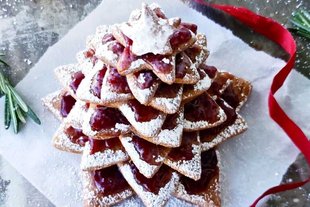 A Gingerbread christmas tree made of powdered sugar.