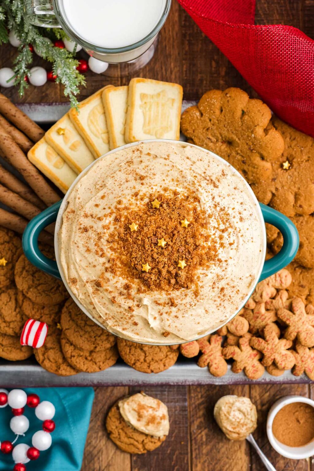Gingerbread Cheesecake Dip xoxoBella