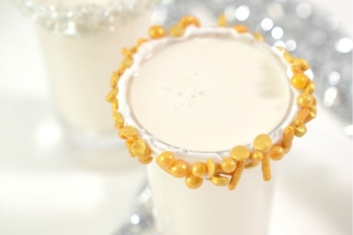 New Year&rsquo;s Eve Milk Shots Recipe.