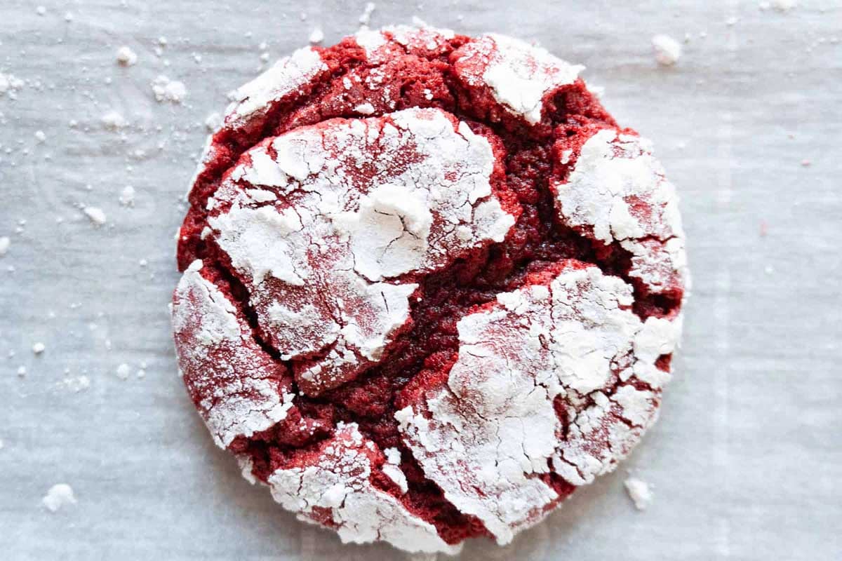 Red velvet crinkle cookies are delicious treats with a soft and chewy texture. These cookies have a rich red color and are made with cocoa powder to give them a hint of chocolate flavor.