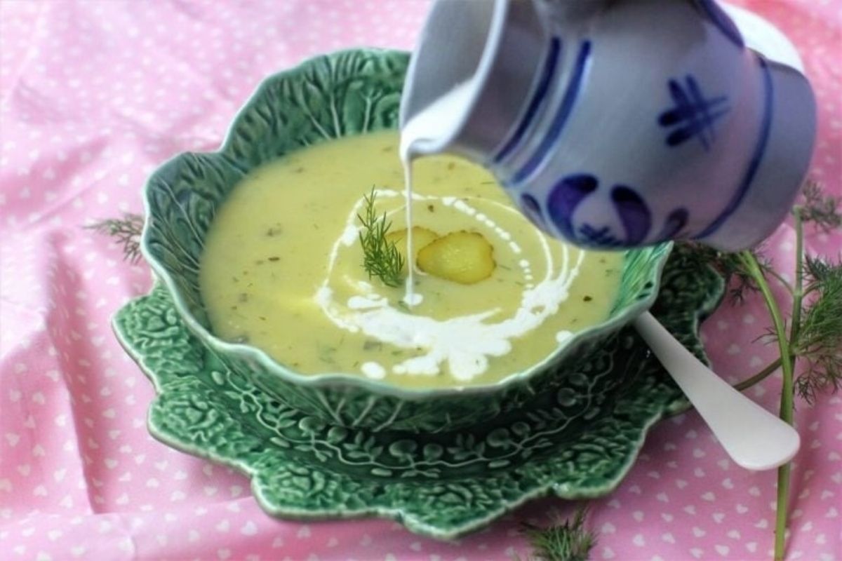 A dill-infused bowl of soup.