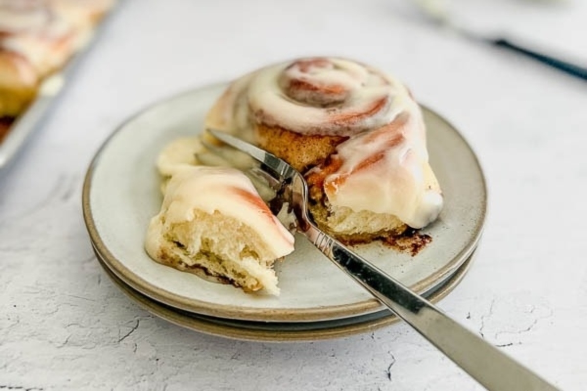 Mouthwatering cinnamon rolls on a picturesque plate.
