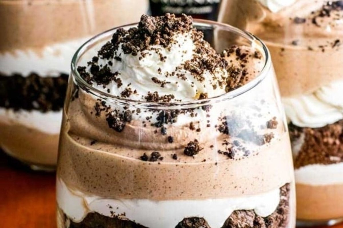 A St Patrick's dessert in a glass.
