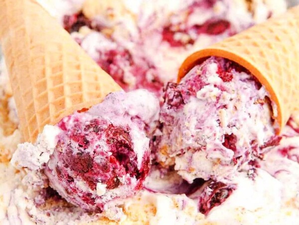 Blueberry Pie Ice Cream.