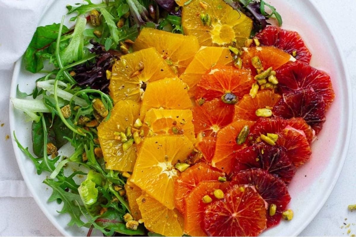 Citrus salad with pistachios.