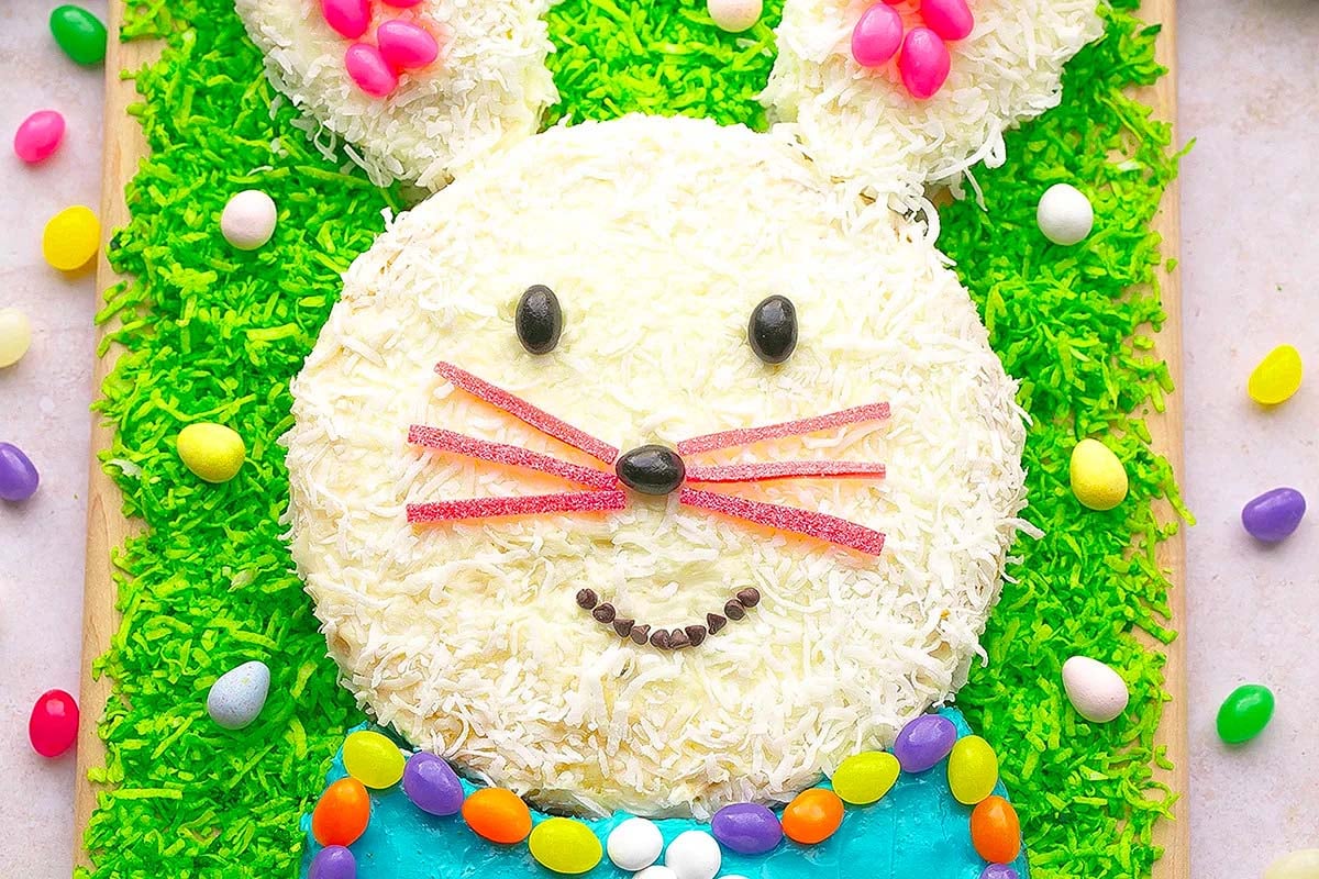 Easter Bunny Cake.