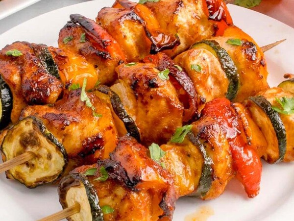 Easy Air Fryer Chicken Kabobs.