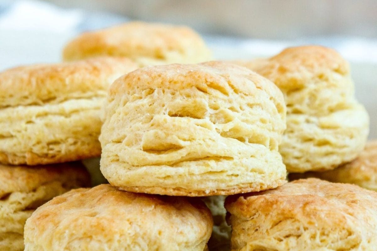 Easy Buttermilk Biscuits Recipe.