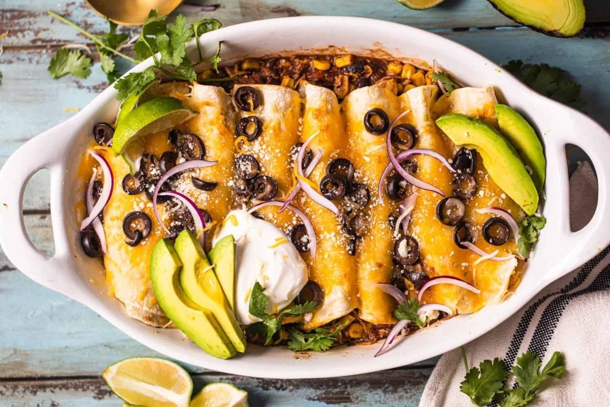 Slow Cooker Chicken Enchiladas.