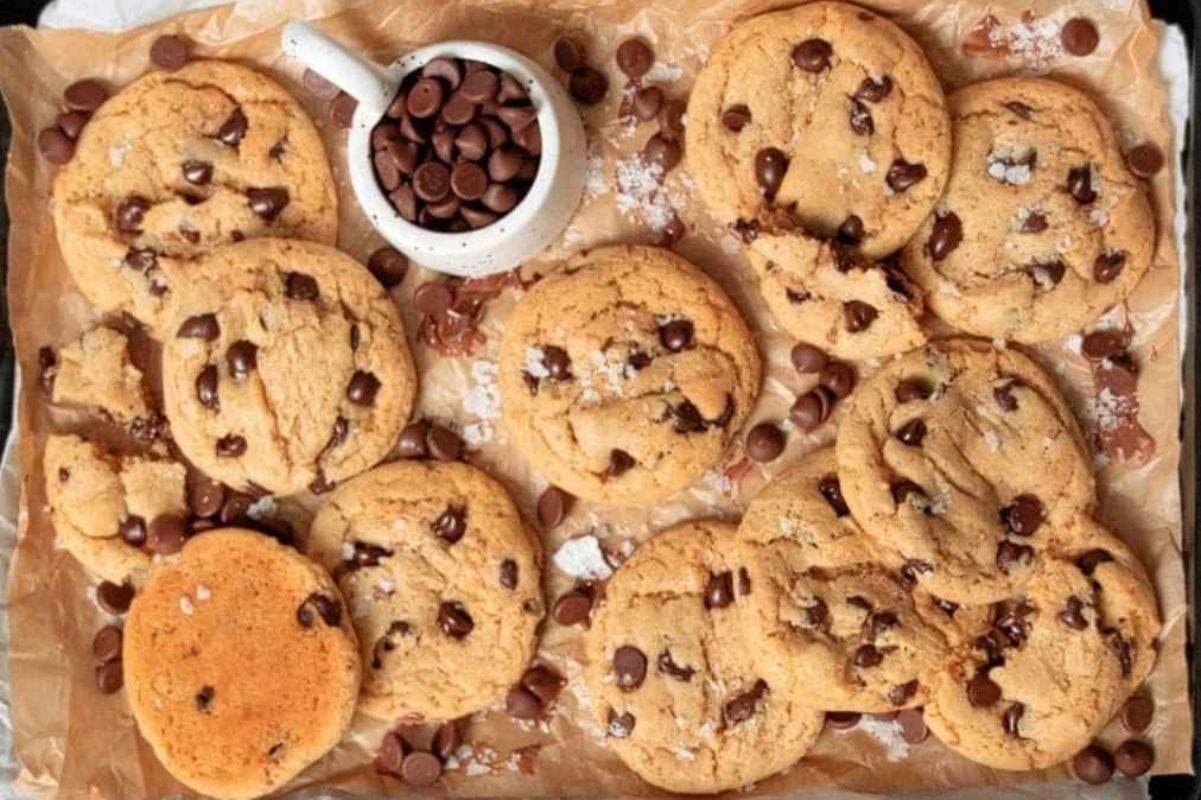 Bisquick Chocolate Chip Cookies.