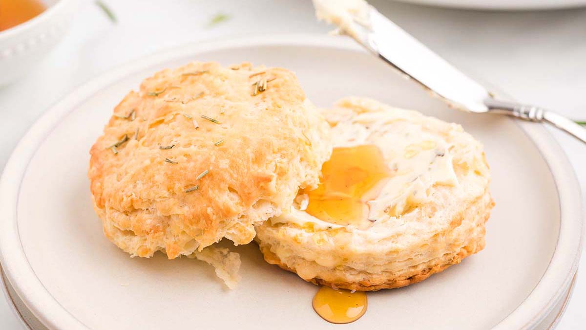 Savory biscuits with rosemary and cheddar.