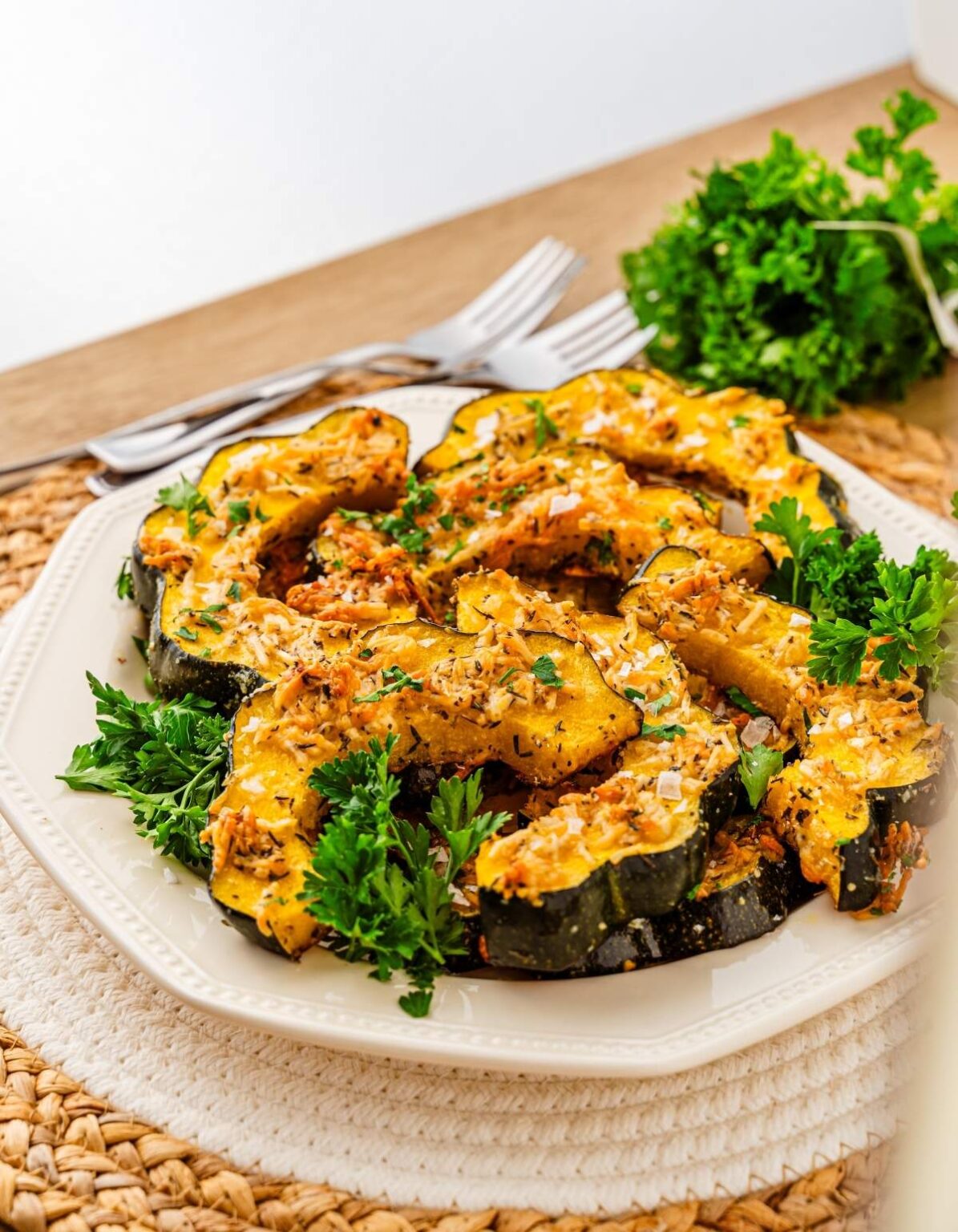 Roasted Acorn Squash xoxoBella