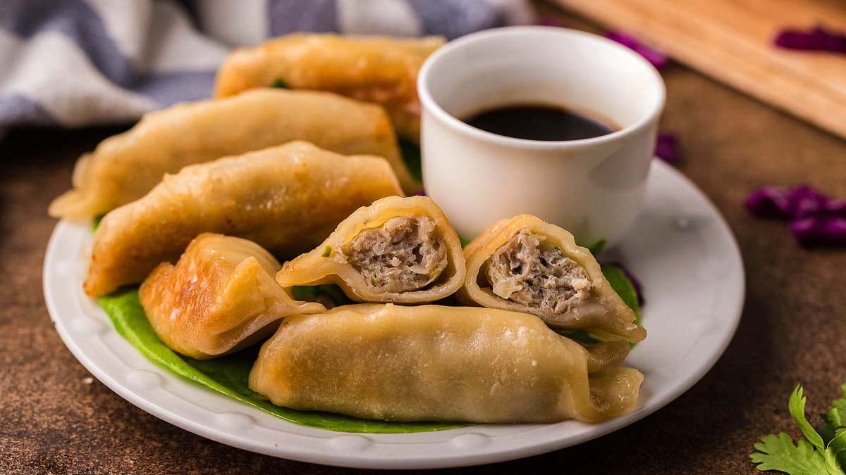 Crispy pan-fried dumplings filled with ground turkey.