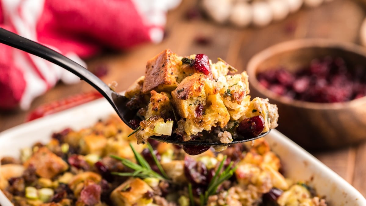 Whiskey Sausage and Cranberry Stuffing (Air Fryer)