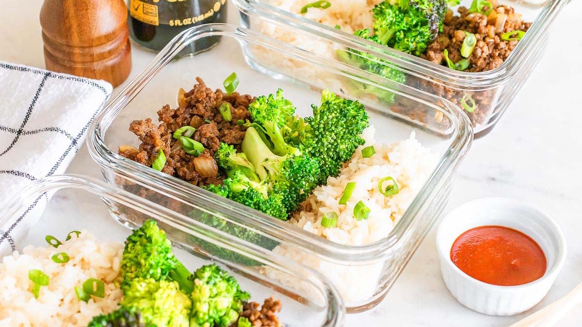 Meal Prep Firecracker Beef with Rice and Broccoli